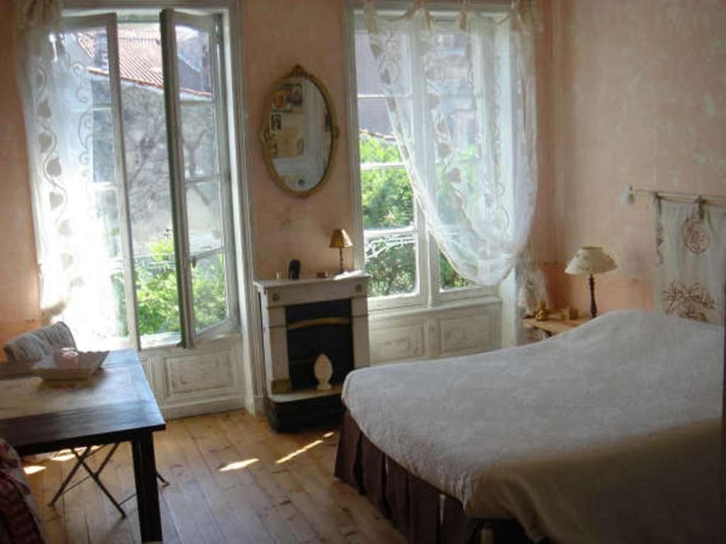 B&B Maison Gaudin Коньяк Экстерьер фото